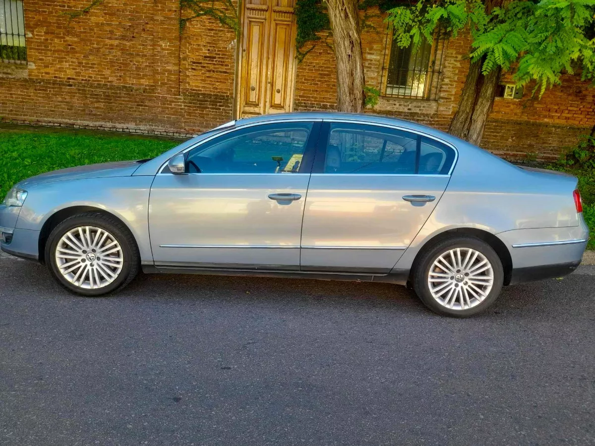 Volkswagen Passat 3.2 V6 Fsi Highline Dsg