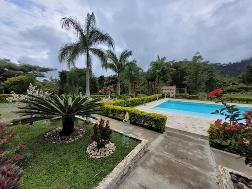 Finca En Venta En Vereda Farallones. Cod V15256