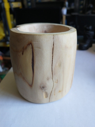 Vaso Mediano Tallado En Madera Bushcraft 