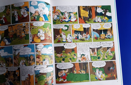 Libro Comic Asterix Y Los Godos - Ed Tapa Dura - Nuevo