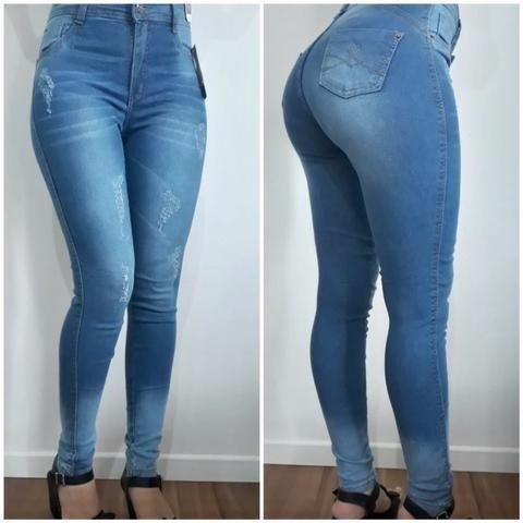 calça jeans cintura alta com strech