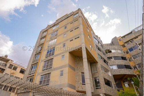 Apartamento En Venta En Los Naranjos De Las Mercedes  Cód 24-20529  Adp 