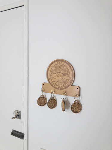 Imagen 4 de 5 de Porta Llaves Pokémon De Madera