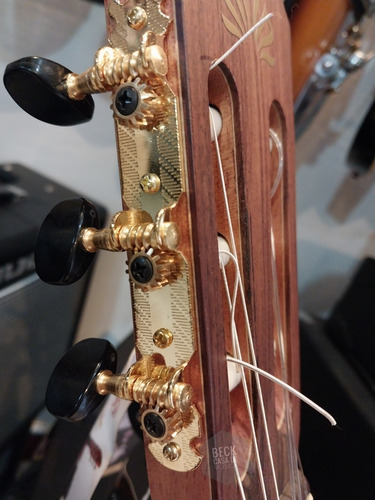 Imagen 8 de 10 de Guitarra De Concierto Con Corte La Alpujarra Mara Fixm
