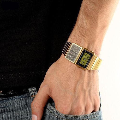 Reloj Casio Vintage Dbc611 Dorado Calculadora Fondo Negro