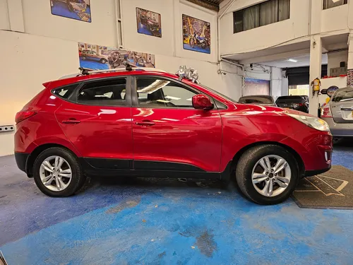 Hyundai TUCSON IX-35 2.0l Crdi 4x2 AUTOMÁTICA