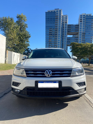 Imagen 2 de 10 de Volkswagen Tiguan 1.4 Tsi Dsg