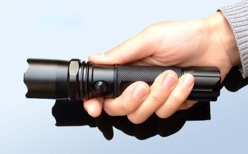 Electroshock Paralizador Linterna Laser Defensa Personal