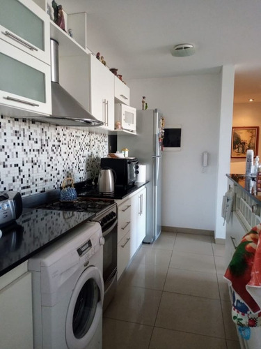 Imagen 5 de 13 de Departamento En Venta De 3 Ambientes C/ Cochera En Monte Grande