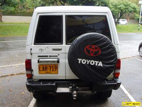 Toyota Land Cruiser Carevaca
