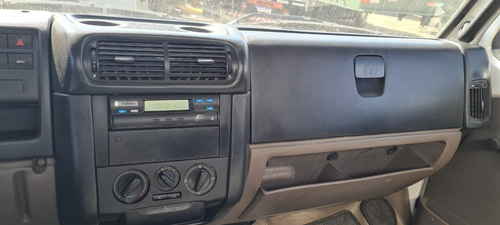 Imagem 9 de 13 de Vw 10160 Bau
