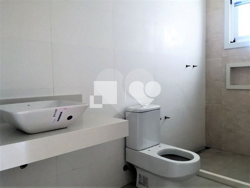 Residência De Alto Padrão Com 4 Suites No Ponta Da - 28-im421015