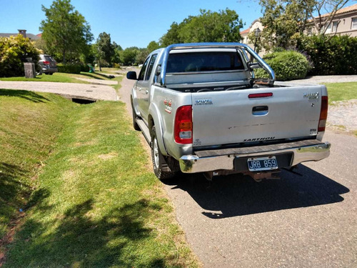 Toyota Hilux 3.0 Cd Srv I 171cv 4x4 2011