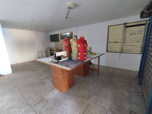 221747 Venta Local Comercial Calle Repuestera Naguanagua Fp