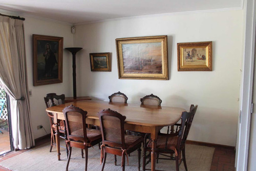 Casa 5 Dormitorios 4 Baños 2 Estacionamientos Venta Directa