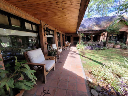Casa Chalet En Venta, San Diego, Moreno