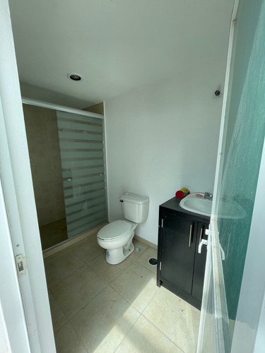 Imagen 27 de 30 de Casa En Venta En Juriquilla Con Alberca Propia