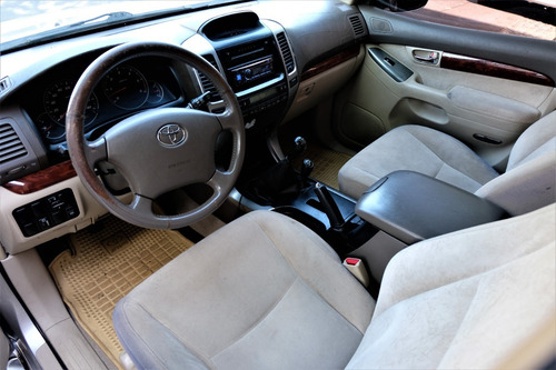 Imagen 9 de 17 de Toyota Land Cruiser 3.0 Prado 2004