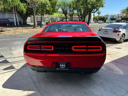 Dodge Challenger 6.5l Sc Pack At