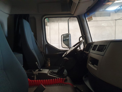 Volvo Vm 270 8x2 Plataforma Hidráulica Guincho Km 17.000