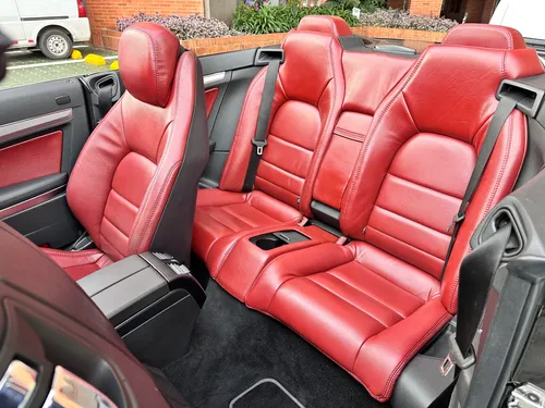 Mercedes-Benz E200 Cabrioles