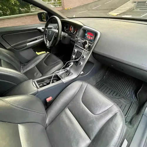 Volvo XC60 2.0 T5 Awd Summum