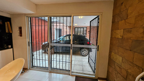 Casablanca - Oportunidad En Carrasco Country , Moderno Chalet
