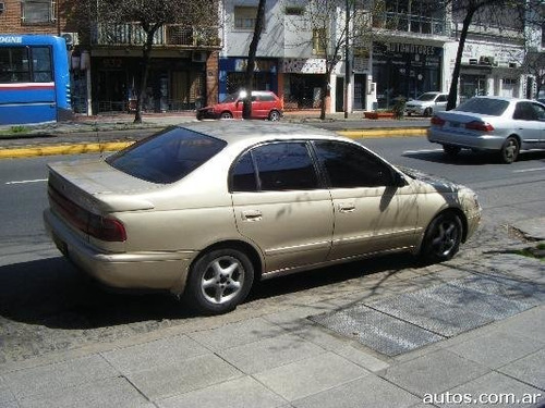 Vidrio Puerta Trasera Toyota Corona