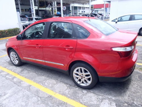 Fiat Grand Siena 1.6 Mpi Essence 16v Flex 4p Automatizado