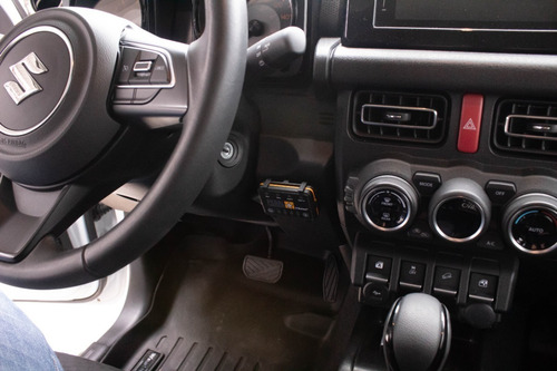 Imagen 2 de 10 de Pedal Commander Mejora Aceleración Suzuki Jimny 2021+