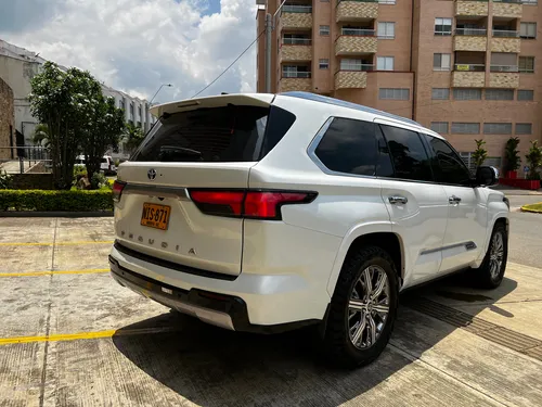 Toyota Sequoia 3.4 V6 Capstone