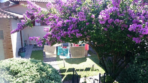 Imagem 28 de 29 de Linda Casa Muito Bem Localizada - Ca0142