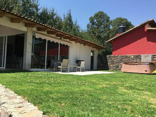 Imagen 1 de 12 de Casa En Renta En Cerro Gordo, Valle De Bravo