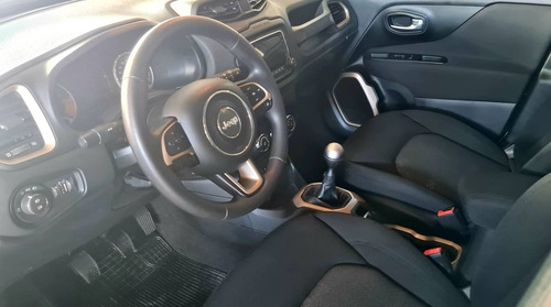 Imagem 15 de 15 de Jeep Renegade 1.8 16v Flex Sport 4p Manual
