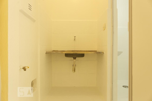 Imagem 4 de 8 de Apartamento À Venda - Bela Vista, 1 Quarto, 37 - S893106588