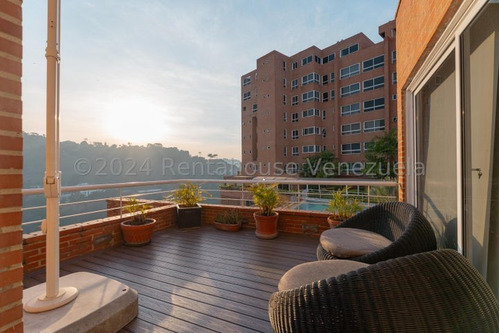 Jecsse Salazar Mls #j24-22834 Espectacular Apartamento Completamente Remodelado En Lomas Del Sol 