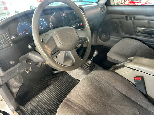 Toyota Hilux 3.0 4 CDL DX