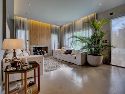 Casa En Venta En Nordelta