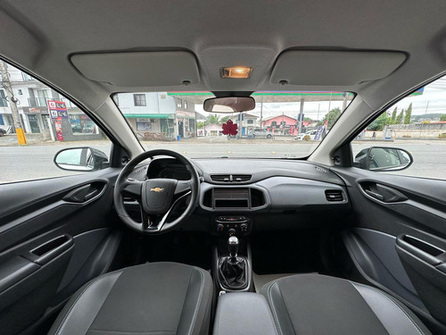 Chevrolet Onix Joy Hatch 1.0 8v Flex 5p Mec.
