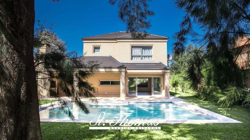 Imagen 2 de 10 de Oportunidad Venta De Casa En Saint Thomas Este Canning