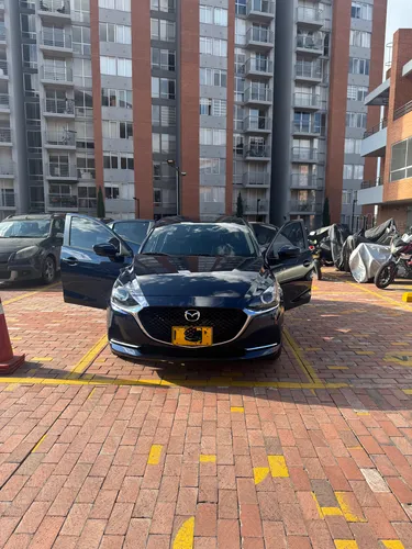 Mazda2 Grand Touring Lx Sedan 2024 Placa Terminada De 4