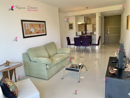 Venta 2 Dormitorios Con Amenties - Ref: 9848