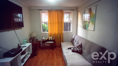 Departamento En Venta De 2 Dorm. La Ermita Ii, Lo Barnechea