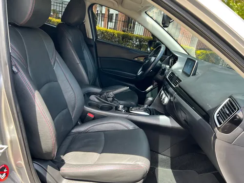 Mazda 3 2.0 Touring At