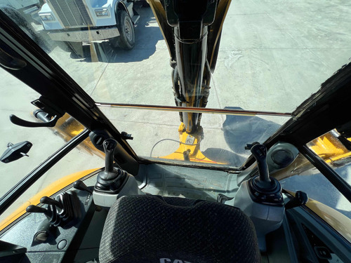 Retroexcavadora Caterpillar 420f 2015 Extencion 4x4 Kit