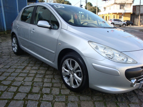 Peugeot 307 1.6 Presence Flex 5p