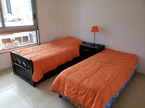 Alquiler Y Venta Apartamento 3 Dormitorios Y Dependencia Punta Del Este