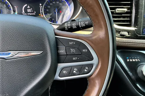 Chrysler Pacifica 2017