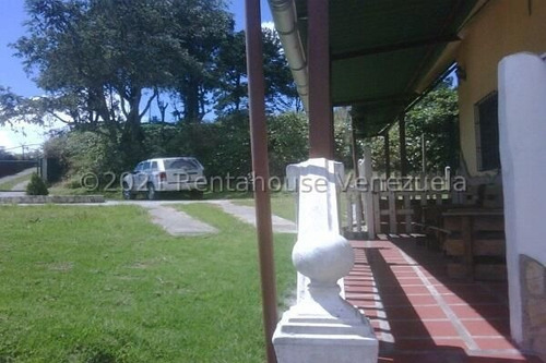 Imagen 12 de 16 de Ls Vende Chalet Via Carayaca El Junkito 23-8828