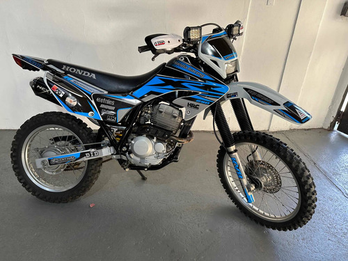 Imagen 2 de 12 de Honda Tornado Año 2016 Llevada 291cc Con Accesorios